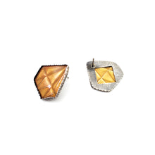 Load image into Gallery viewer, Gold Diamonds Studs
