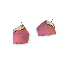 Load image into Gallery viewer, Fleeting Memories Angular Earrings - Magenta
