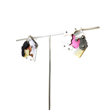 Load image into Gallery viewer, Fleeting Memories Angular Earrings - Magenta

