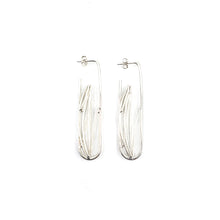 Load image into Gallery viewer, Openwork Elongated Hoops
