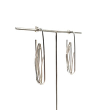 Load image into Gallery viewer, Openwork Elongated Hoops
