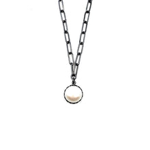Load image into Gallery viewer, Oval Chain with Pearl Pendant
