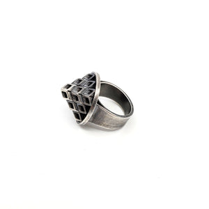 Pyramid Tube Ring